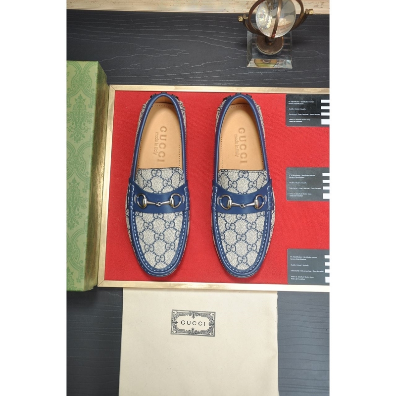 G*u*i leather shoes